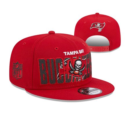 Tampa Bay Buccaneers Snapback Hat