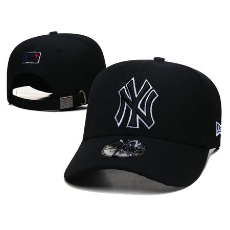 New York Yankeess Adjustable Hat