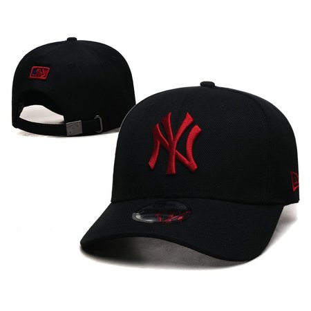 New York Yankeess Adjustable Hat